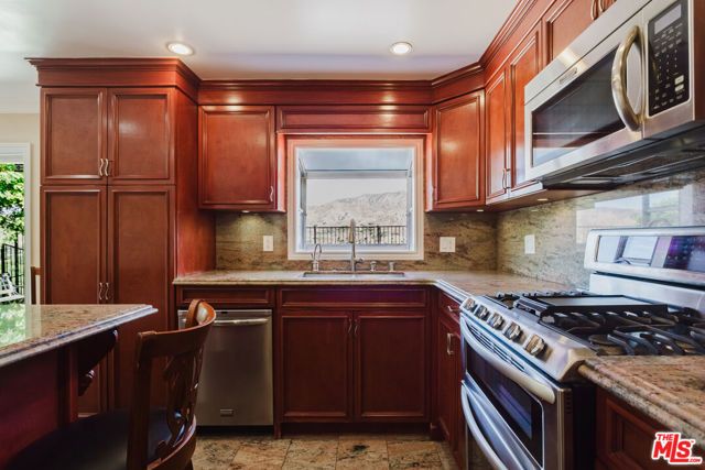 9047 Riderwood Drive, Sunland (los Angeles), CA 91040