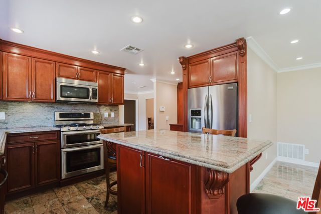 9047 Riderwood Drive, Sunland (los Angeles), CA 91040