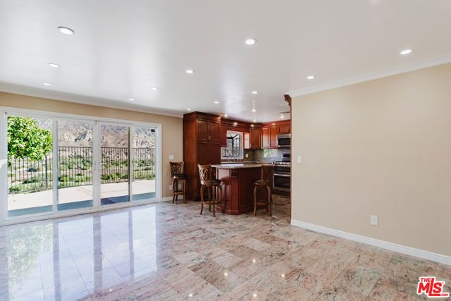 9047 Riderwood Drive, Sunland (los Angeles), CA 91040