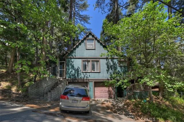 23940 Cresta Drive, Crestline, CA 92325
