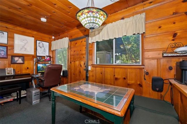 23940 Cresta Drive, Crestline, CA 92325
