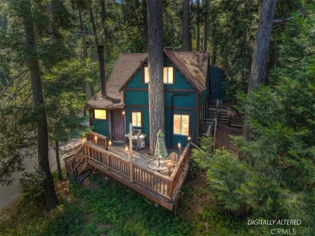 23940 Cresta Drive, Crestline, CA 92325