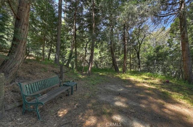 23940 Cresta Drive, Crestline, CA 92325