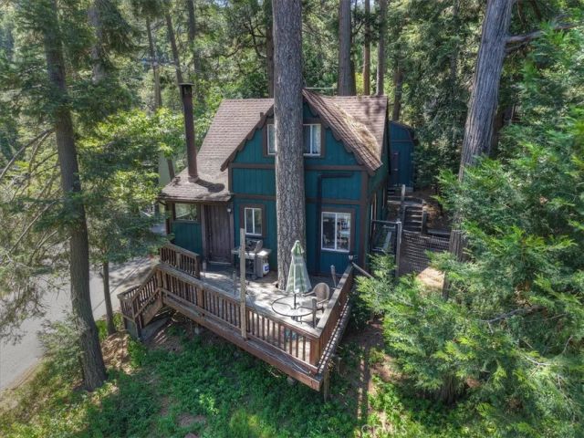23940 Cresta Drive, Crestline, CA 92325