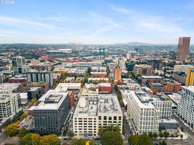 1400 Nw IRVING St 527, Portland, OR 97209