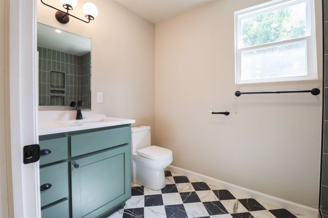 1516 W School Street, Claremore, OK 74017