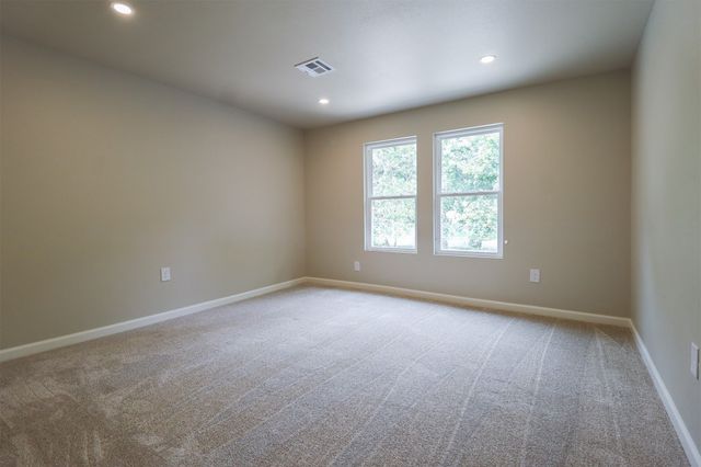 1516 W School Street, Claremore, OK 74017