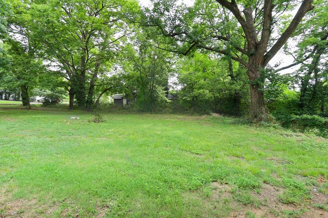 1516 W School Street, Claremore, OK 74017