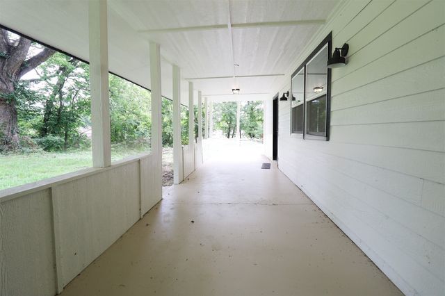 1516 W School Street, Claremore, OK 74017