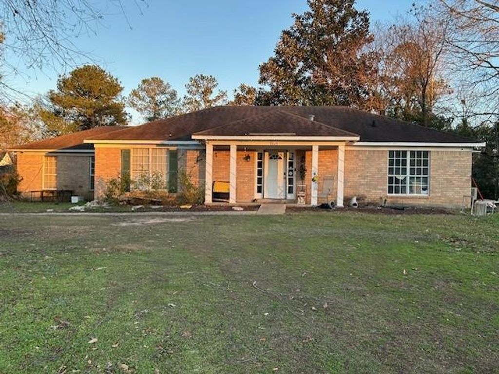 9325 Prairie Drive, Semmes, AL 36575