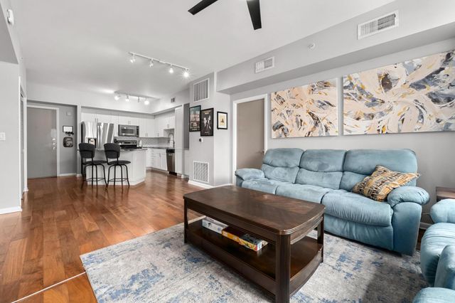 54 Rainey ST 609, Austin, TX 78701