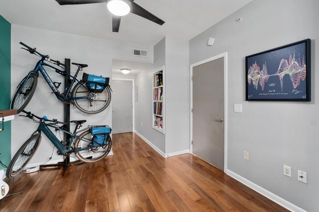 54 Rainey ST 609, Austin, TX 78701