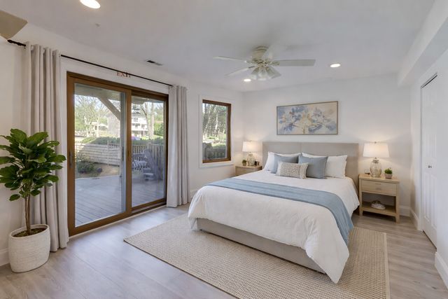 26811 N Oakdale Lane, Mundelein, IL 60060