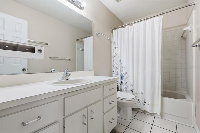 5908 NW 36TH PLACE, Gainesville, FL 32606