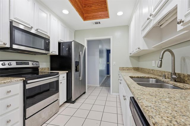 5908 NW 36TH PLACE, Gainesville, FL 32606