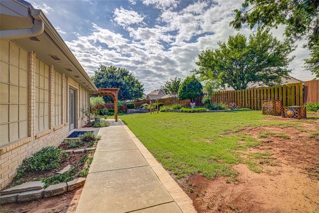 2916 Misty Ridge Drive, Norman, OK 73071