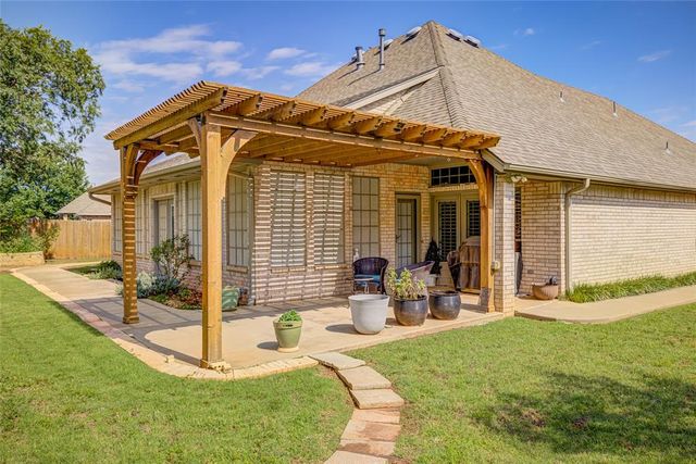 2916 Misty Ridge Drive, Norman, OK 73071