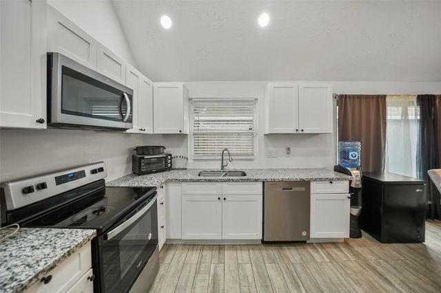 6915 Fox Mesa Lane, Humble, TX 77338