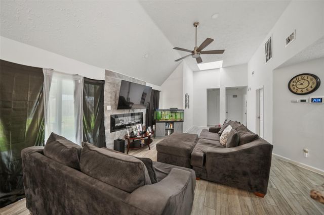 6915 Fox Mesa Lane, Humble, TX 77338