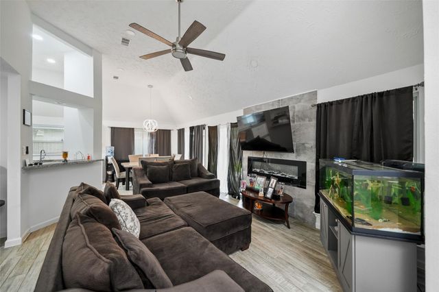 6915 Fox Mesa Lane, Humble, TX 77338