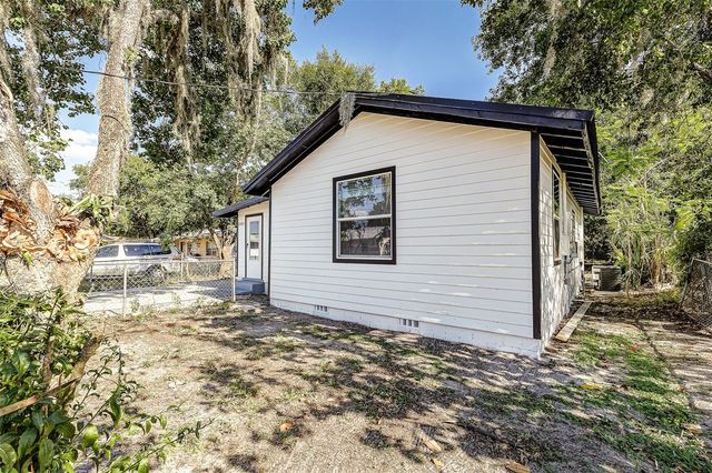 2323 WEBER STREET, Lakeland, FL 33801