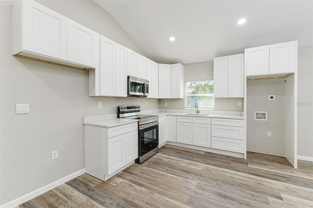 2323 WEBER STREET, Lakeland, FL 33801
