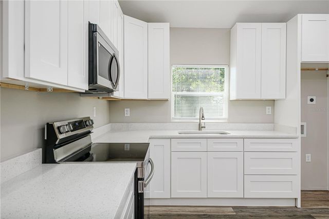 2323 WEBER STREET, Lakeland, FL 33801