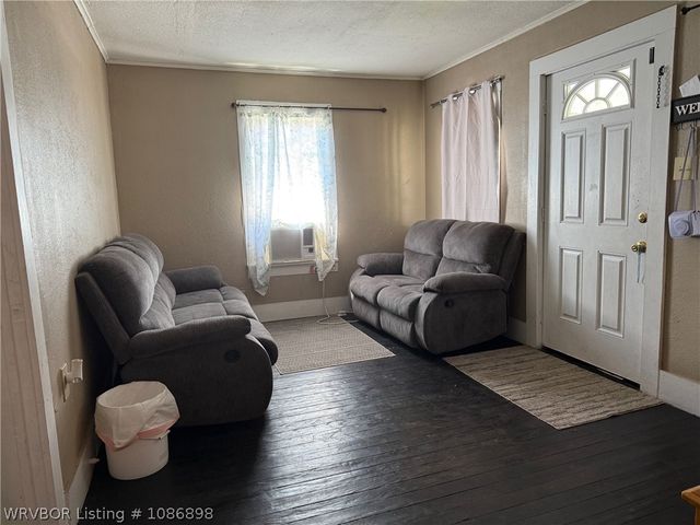 1206 N 6th Street, Fort Smith, AR 72901