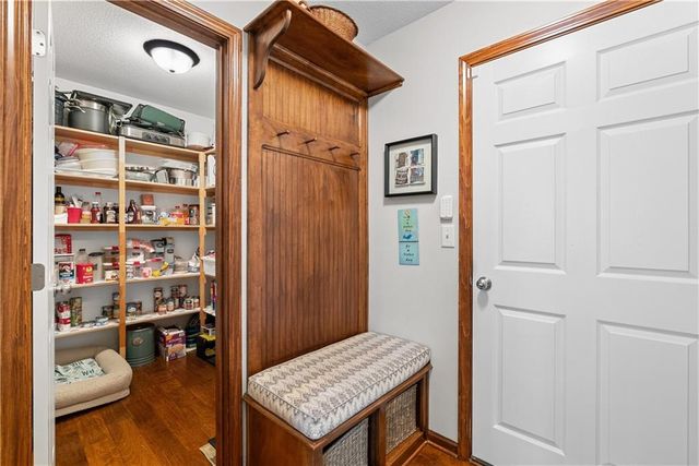 25404 E 30th Street S, Blue Springs, MO 64015