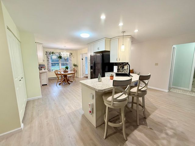 300 Robinson Road, Plattsburgh, NY 12901