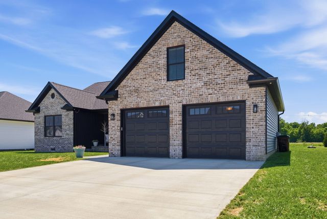 155 Willis Drive, Danville, KY 40422