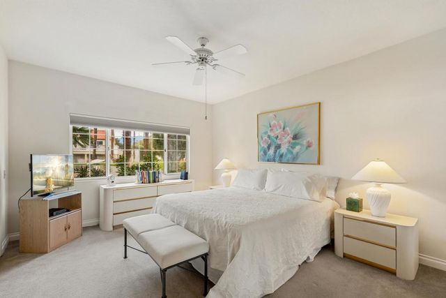 786 Montana Vista Drive, Palm Desert, CA 92211