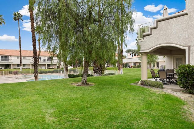 786 Montana Vista Drive, Palm Desert, CA 92211