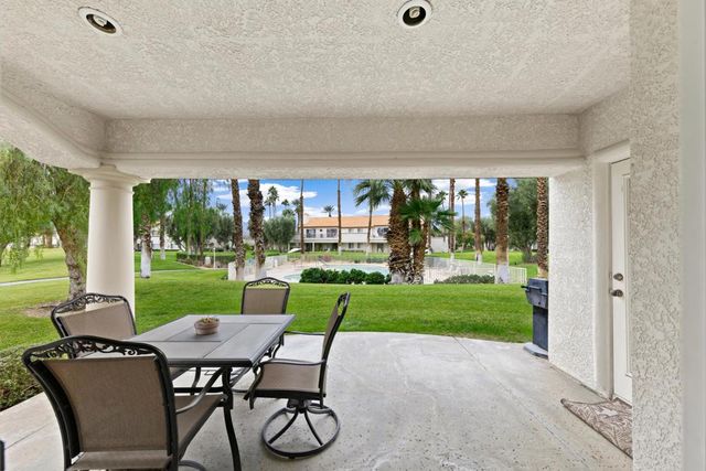 786 Montana Vista Drive, Palm Desert, CA 92211