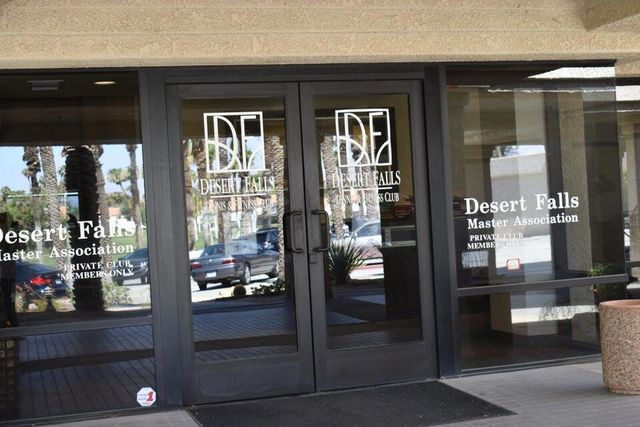 786 Montana Vista Drive, Palm Desert, CA 92211