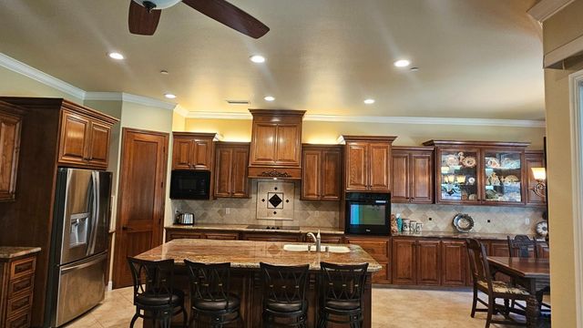 12628 Fernwood Drive, Madera, CA 93636