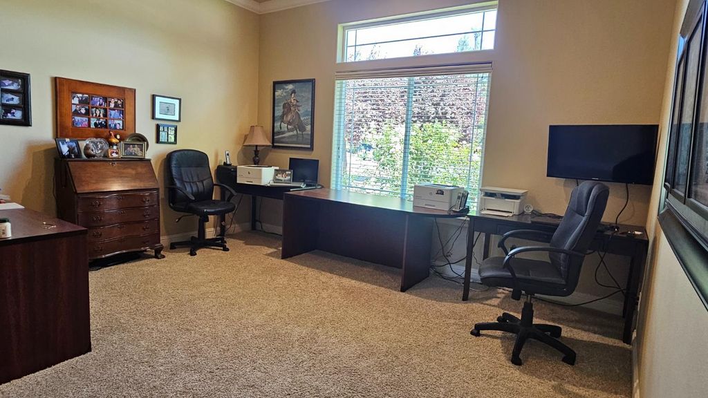 Image 17 of property listing at 12628 Fernwood Drive, Madera, CA 93636
