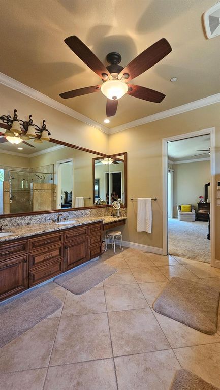 Image 24 of property listing at 12628 Fernwood Drive, Madera, CA 93636