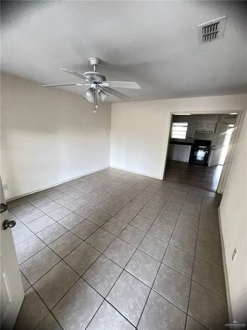 2912 W Orange W Avenue, Mcallen, TX 78501