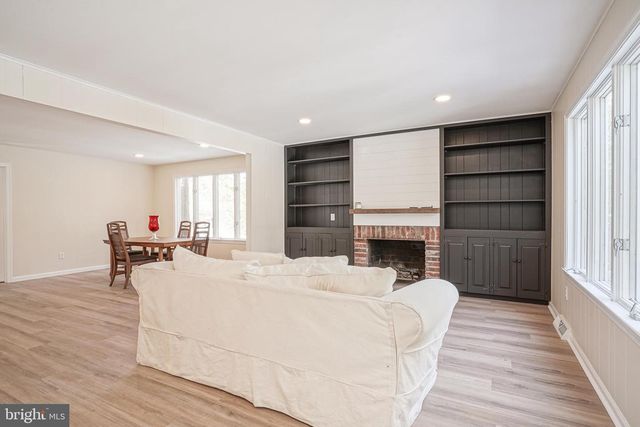 343 TAVISTOCK DR, Medford, NJ 08055