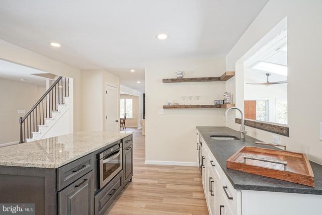 343 TAVISTOCK DR, Medford, NJ 08055