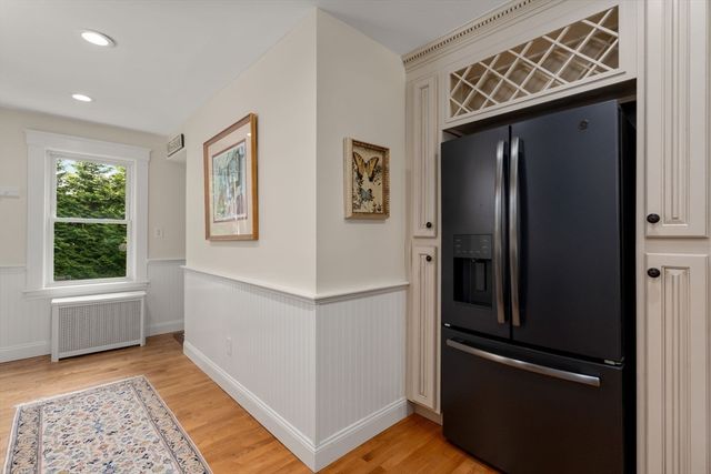 107 Winter Hill Rd, Holden, MA 01520