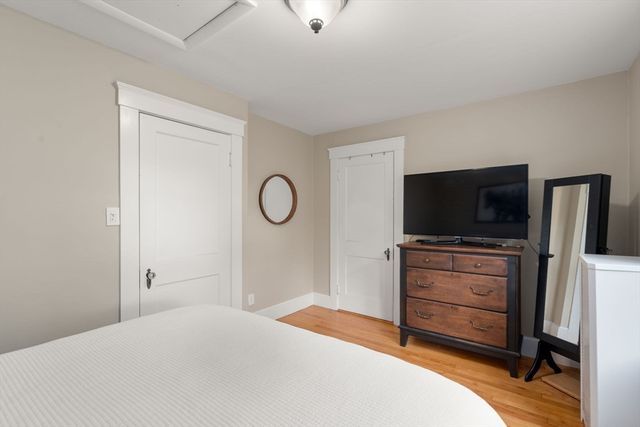 107 Winter Hill Rd, Holden, MA 01520