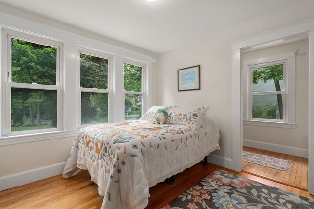 107 Winter Hill Rd, Holden, MA 01520