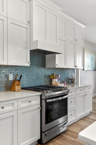 6207 S Maryland Avenue, Springfield, MO 65810