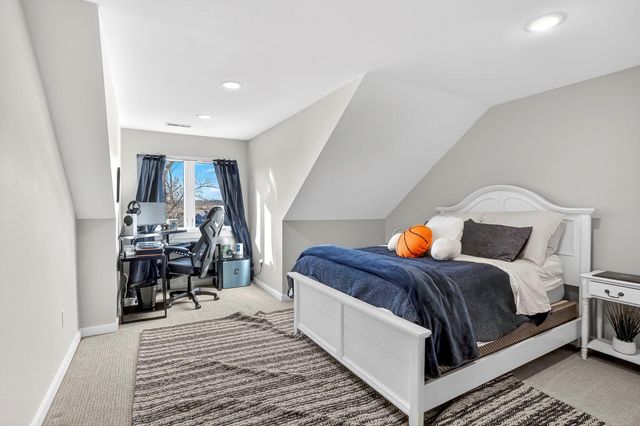 6207 S Maryland Avenue, Springfield, MO 65810