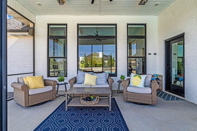 6207 S Maryland Avenue, Springfield, MO 65810