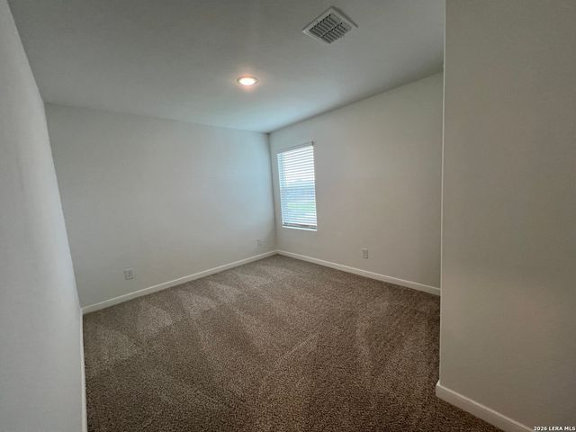 501 Jean St, Seguin, TX 78155