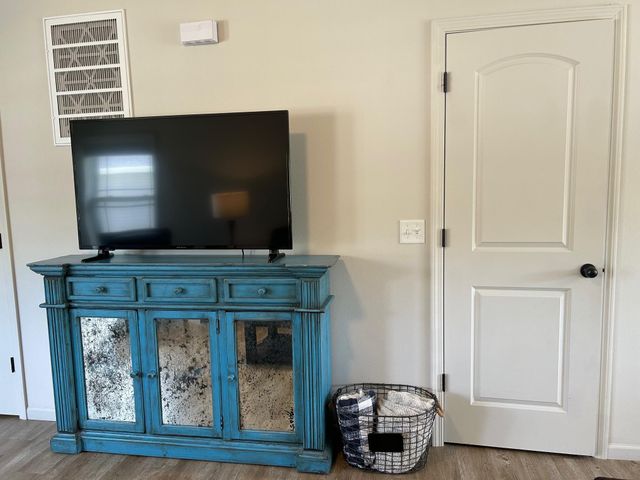 314 W College Street, Branson, MO 65616