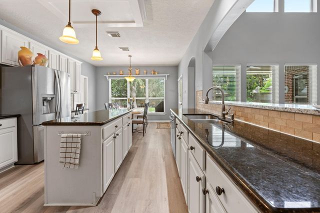 6422 Walston Bend Drive, Sugar Land, TX 77479